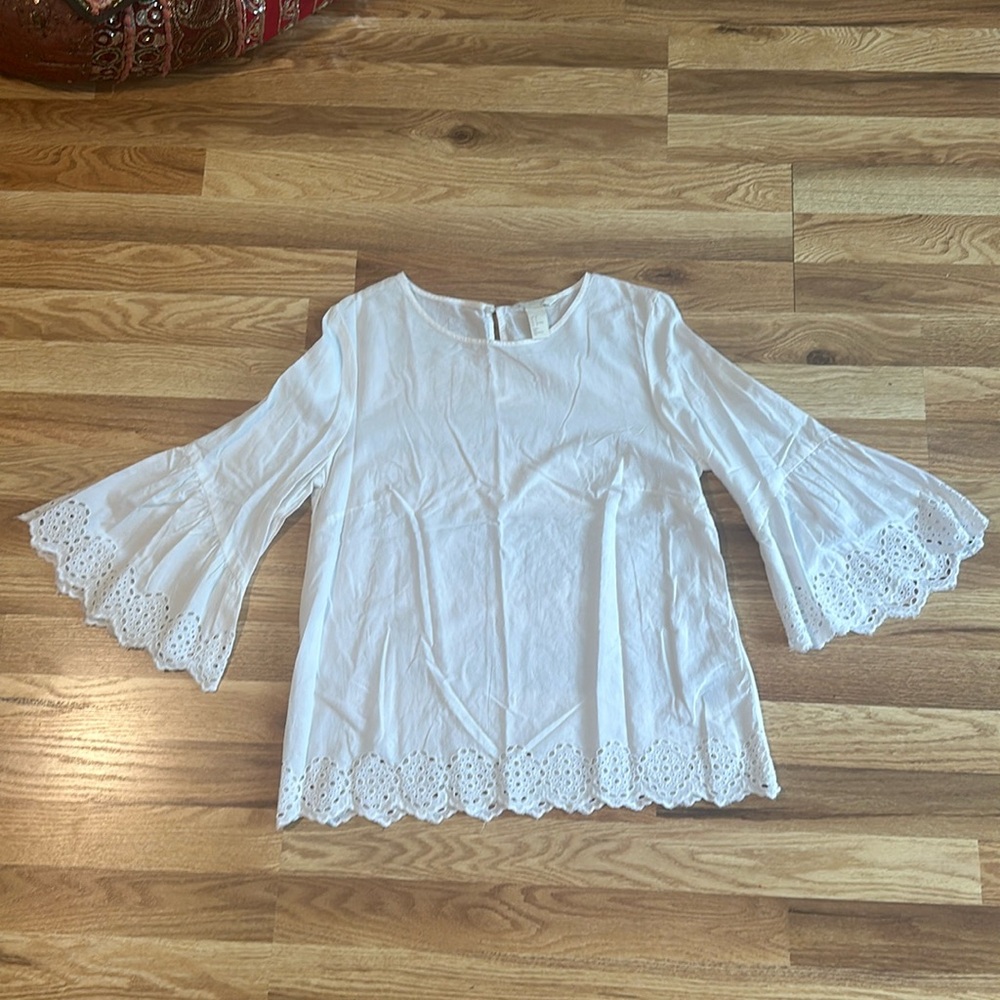 H & M White blouse size 4